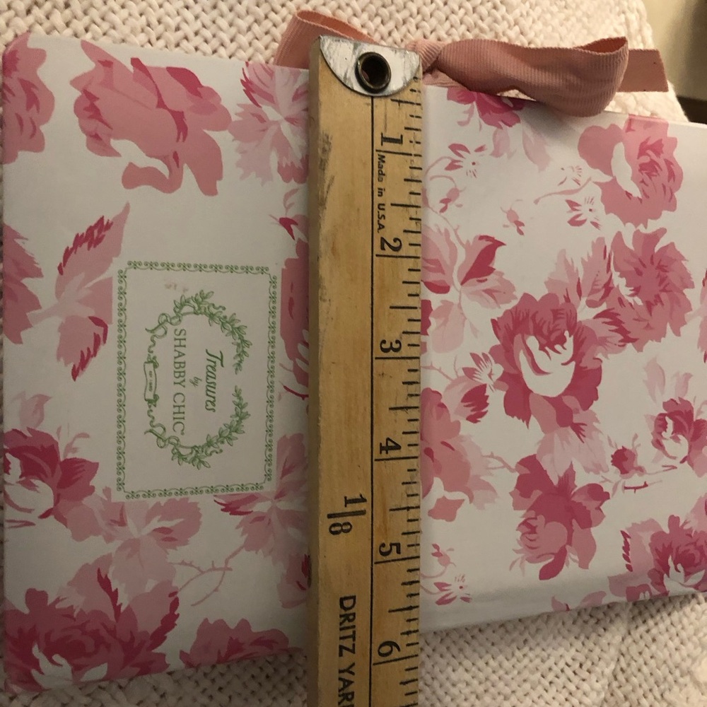 Shabby Chic Floral Pink and White Personal Journal - Picture 7 of 8